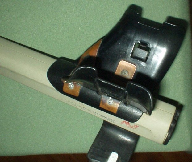 Explorerarmrest02.jpg